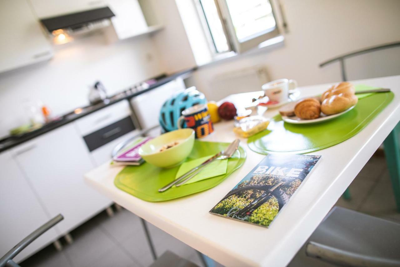 Residence Centro Vela Riva del Garda Ngoại thất bức ảnh