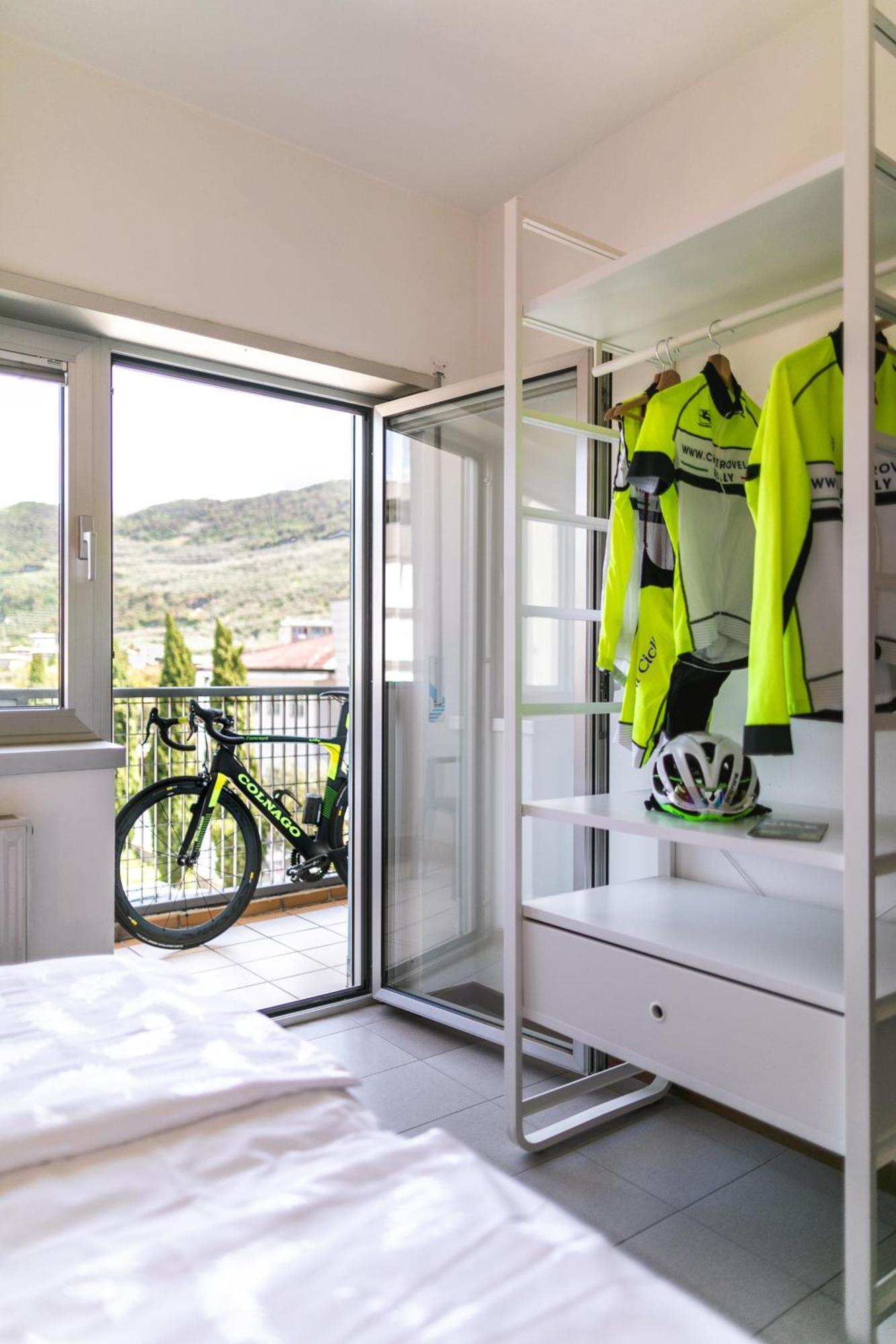 Residence Centro Vela Riva del Garda Ngoại thất bức ảnh