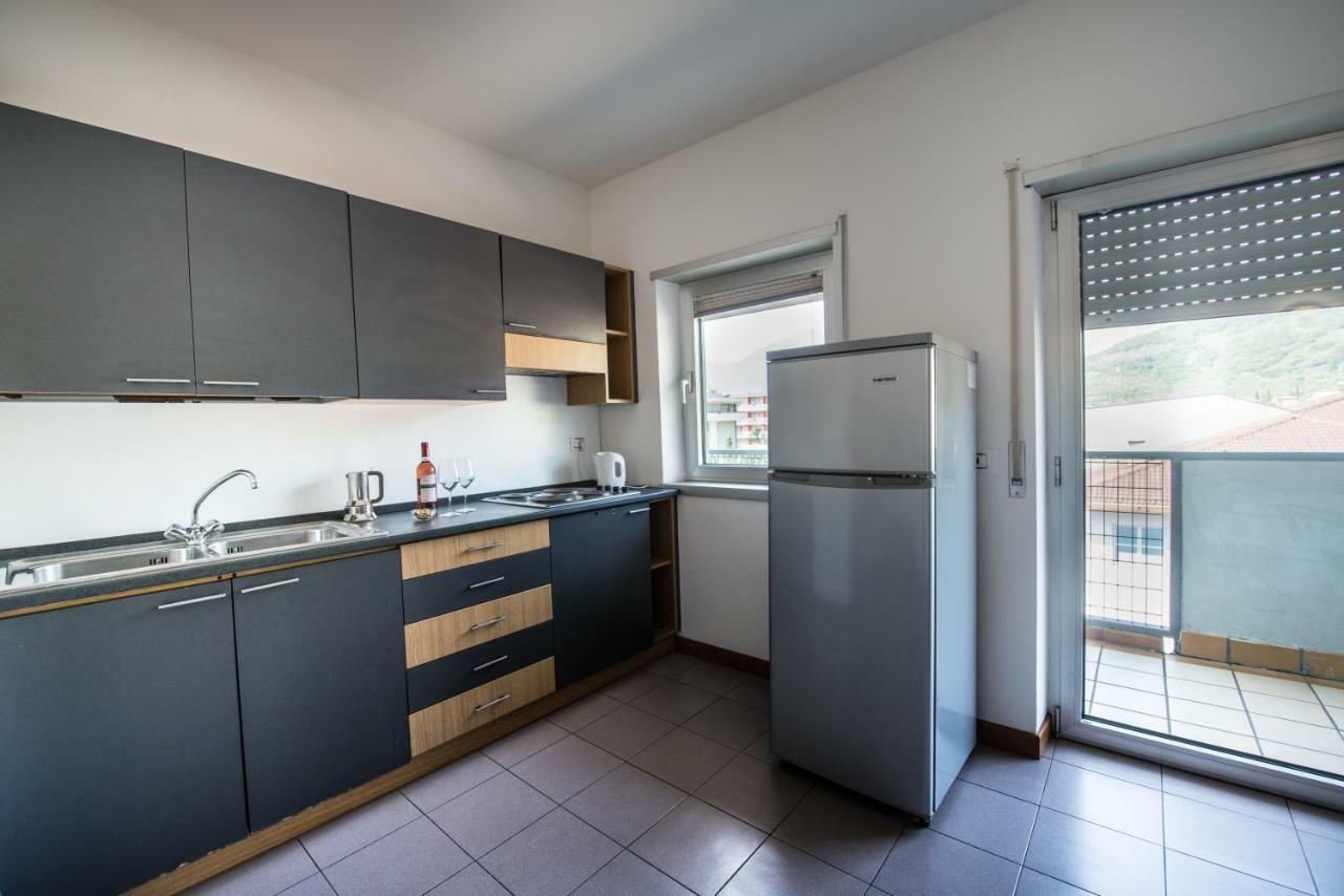Residence Centro Vela Riva del Garda Ngoại thất bức ảnh